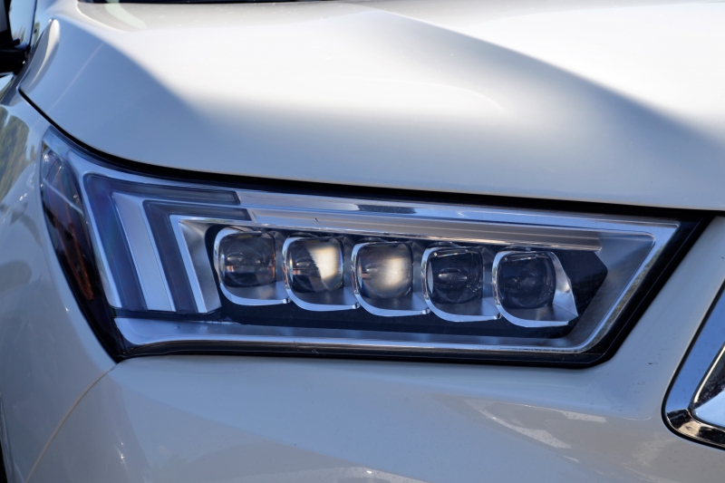 concession-moto-CARNOULES-min_acura-headlamp-2834131